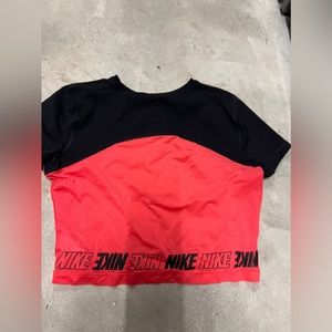 Nike Actives crop shirt